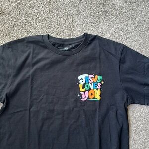 Jesus Loves you t-shirt